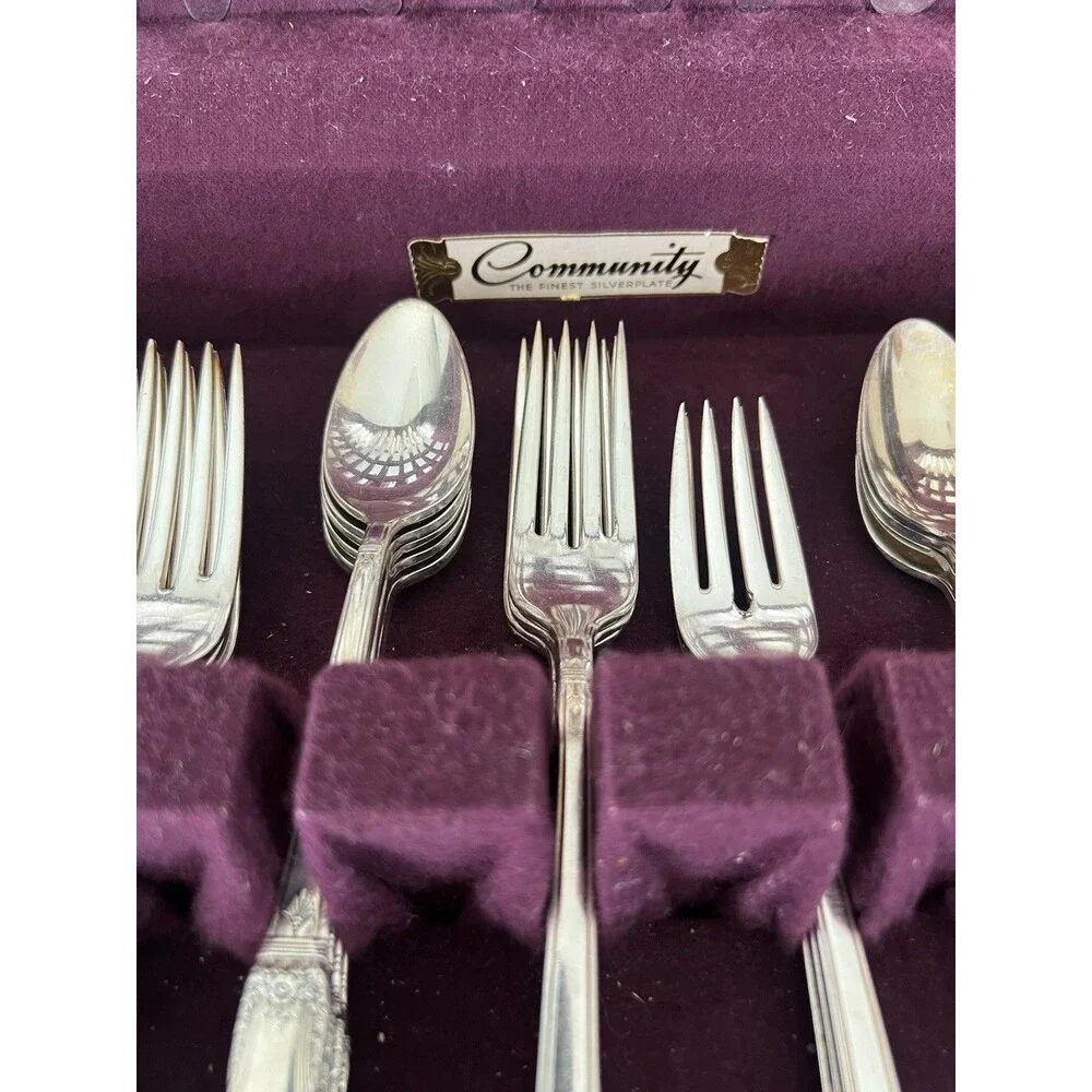 1847 Rogers Bros First Love Silverplate Service for 8 + Extras Serving Pc Chest